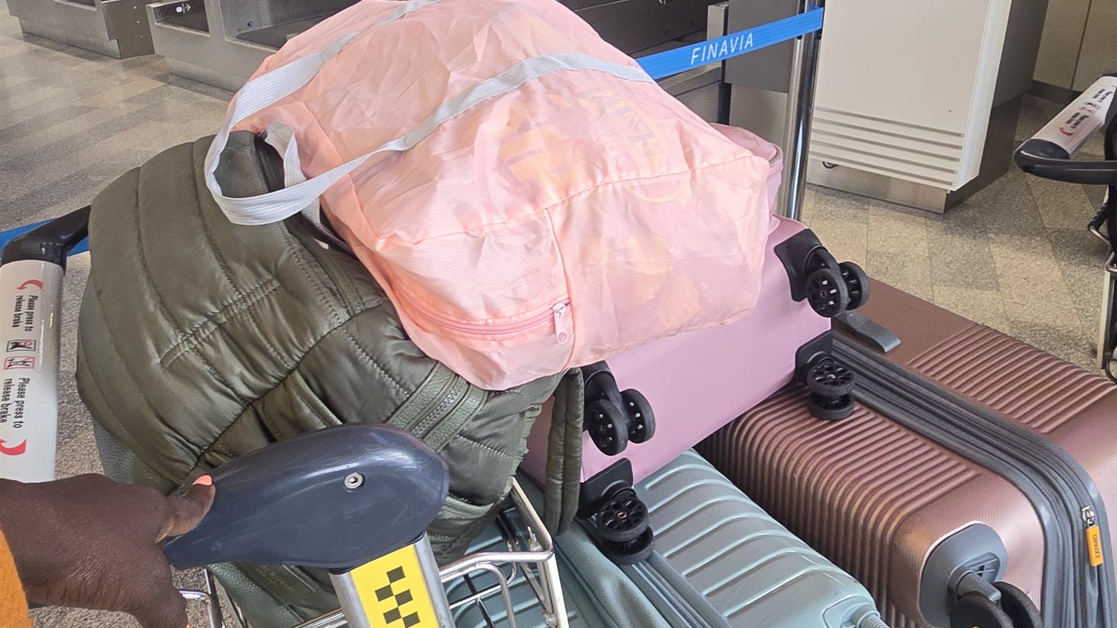 5 Simple Tips for Navigating Airport Security with Kids