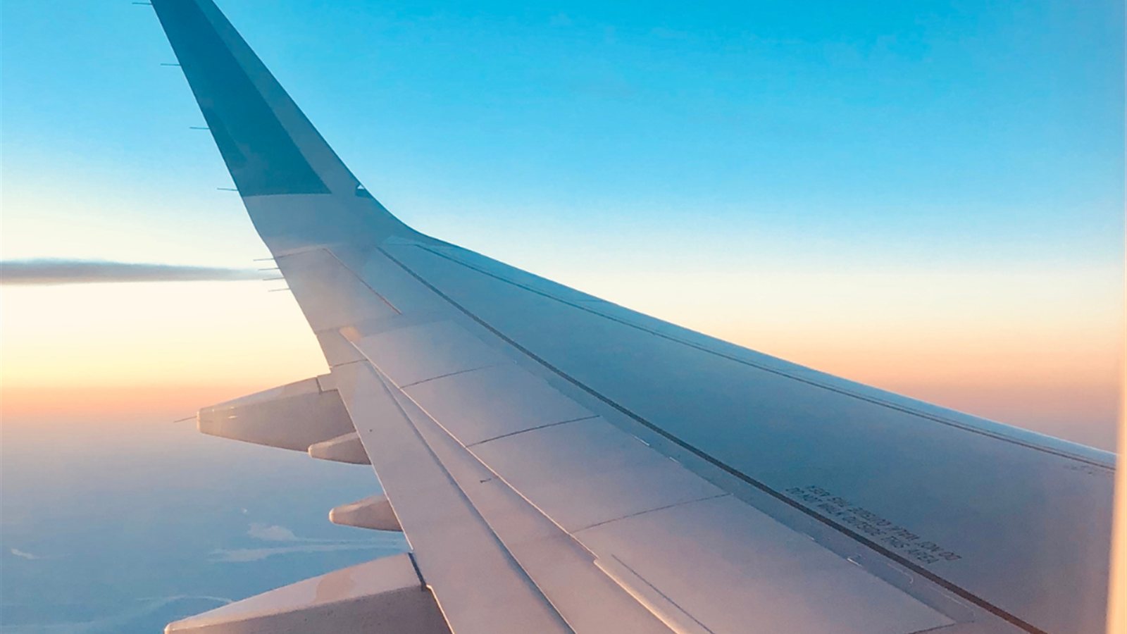 Surviving Tarmac Delays with Kids: Top Tips