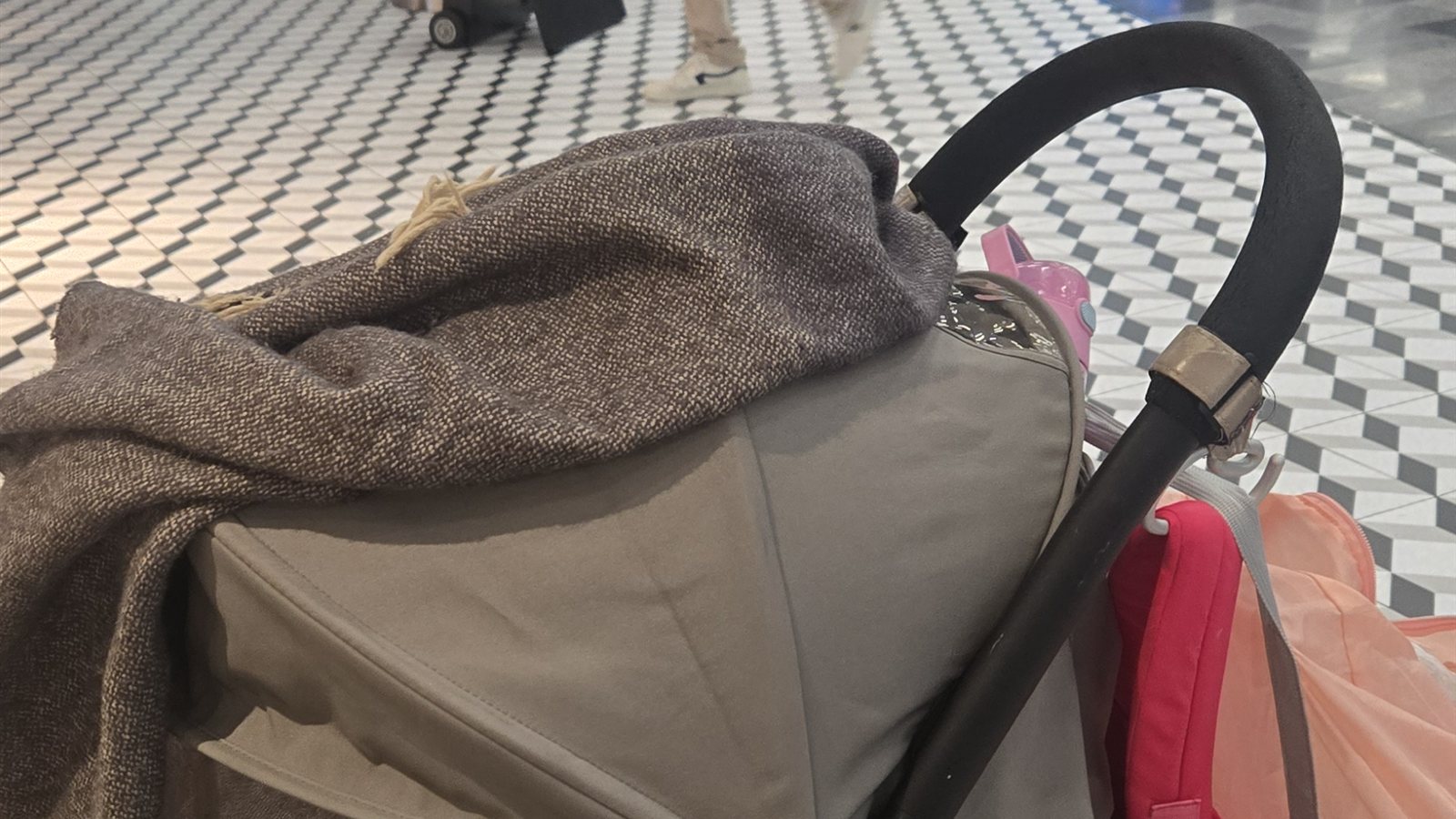 Here’s Why You Should Rent Baby Equipment at Your Destination!