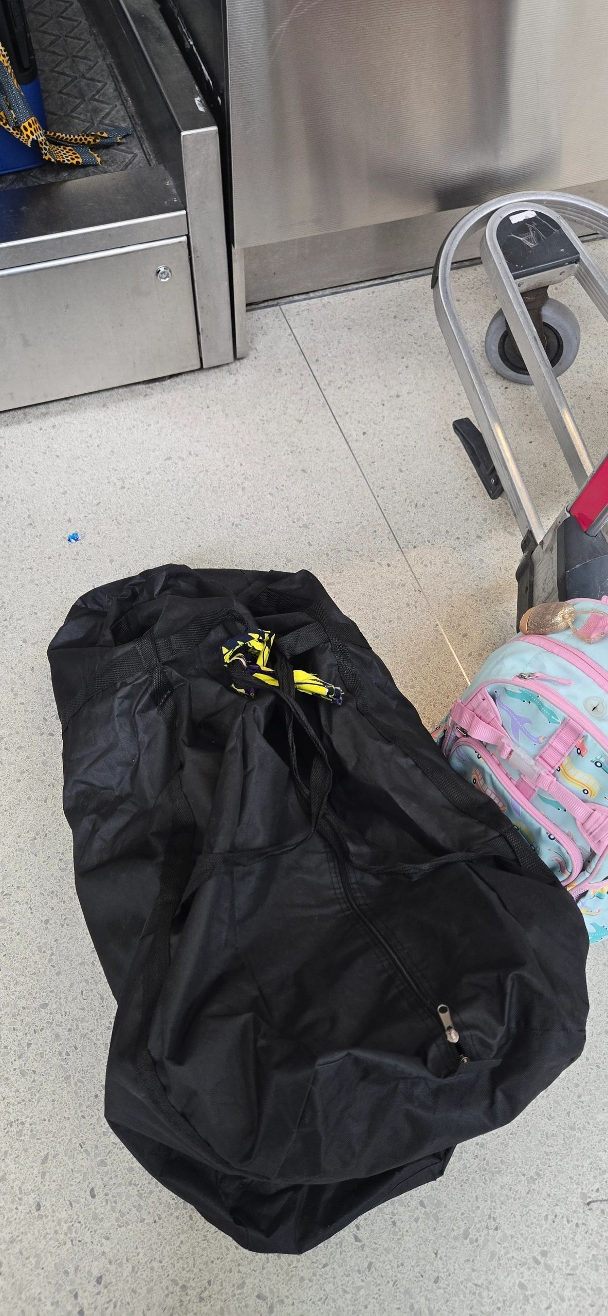 How to protect your stroller and car seat when flying with kids